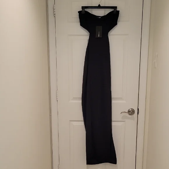 Black Evening Gown w/ Side Slit NWT - Picture 2 of 7